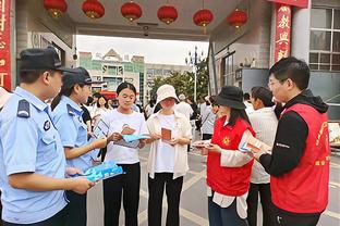 杜兰特：球队一开始打得很挣扎 末节我就是想打出侵略性